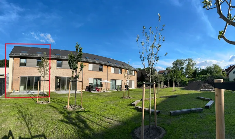 Neubau-Townhouse im Denkmalensemble mit  EBK und Terrasse — photo 1